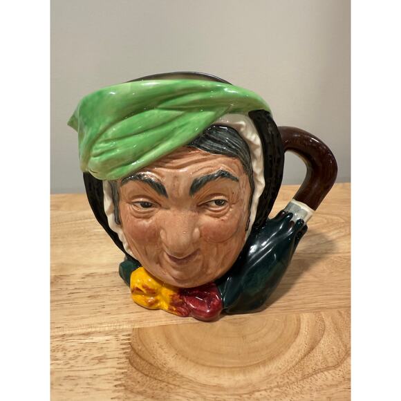 Royal Doulton Sairey Gamp Character Toby Jug Mug Made in England D5451 JL